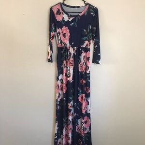 Long floral Maxi dress long sleeve
